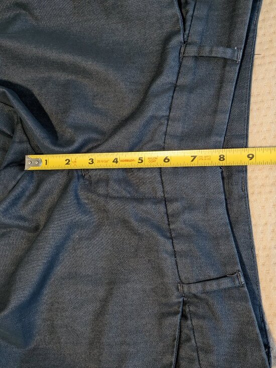 Mossimo Stretch Capris - Picture 7 of 8